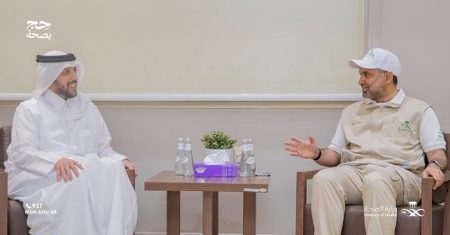 وزير الصحة يستقبل نظيره القطري بالمشاعر المقدسة