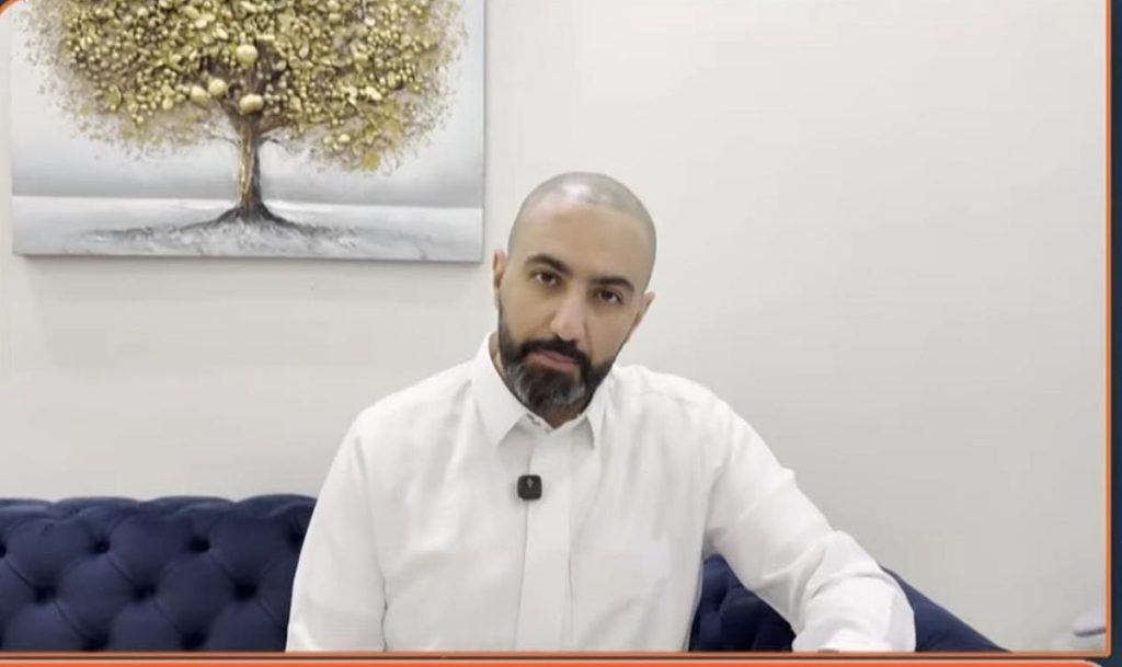 نواف العصيمي لياهلا بالعرفج: العناوين التي فيها ألوف وملايين تلفت النظر دائماً