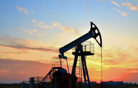 استمرار تراجع مخزون النفط في أمريكا