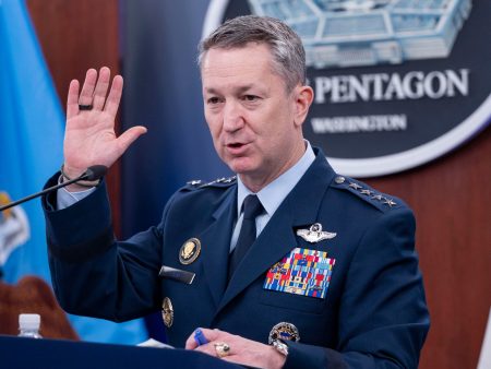 مسؤول عسكري أميركي: لم نستخدم قنابل خارقة للتحصينات في أصفهان