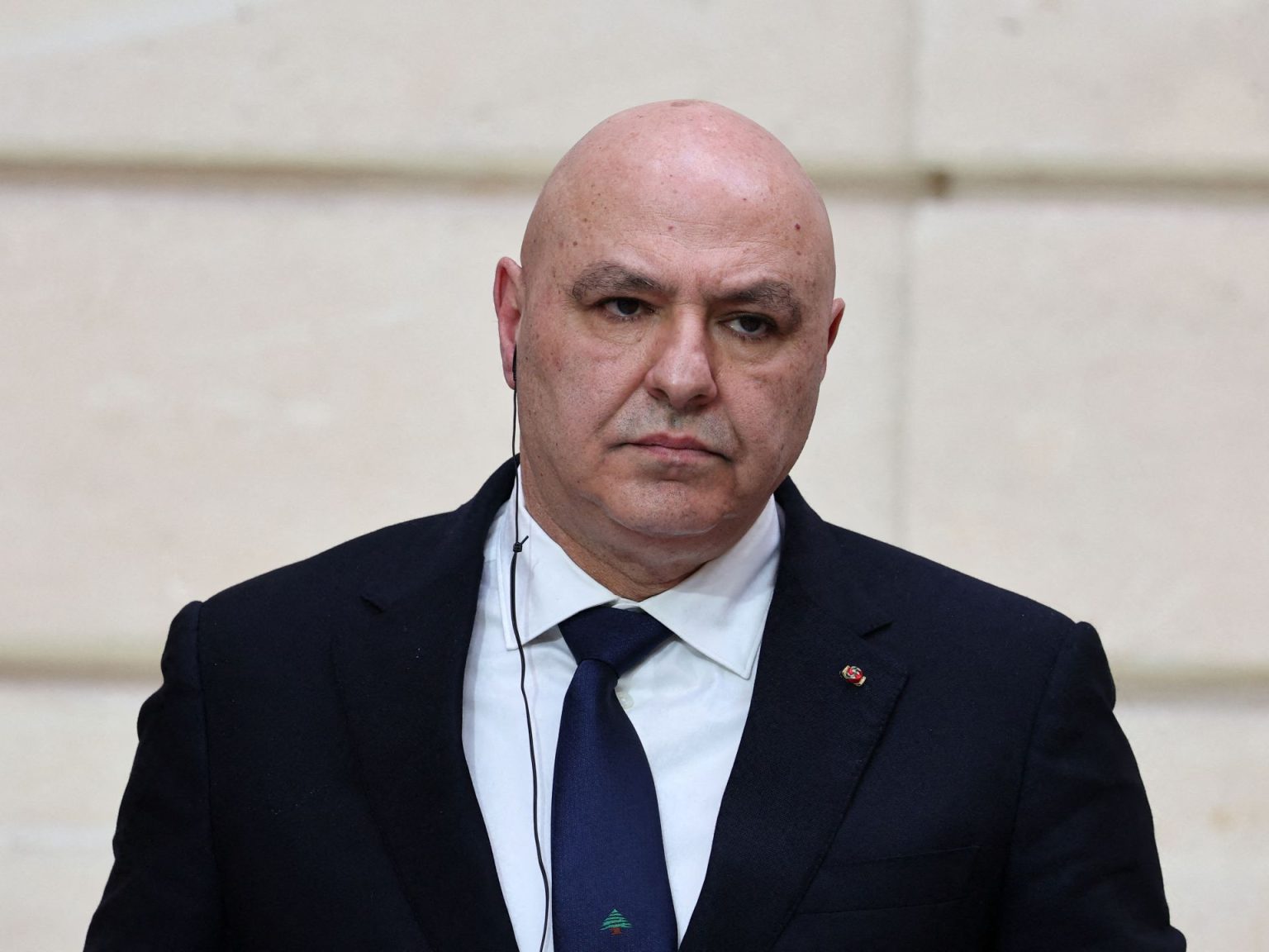 عون يدين الغارات الإسرائيلية على الضاحية الجنوبية وكاتس يتوعد بمزيد