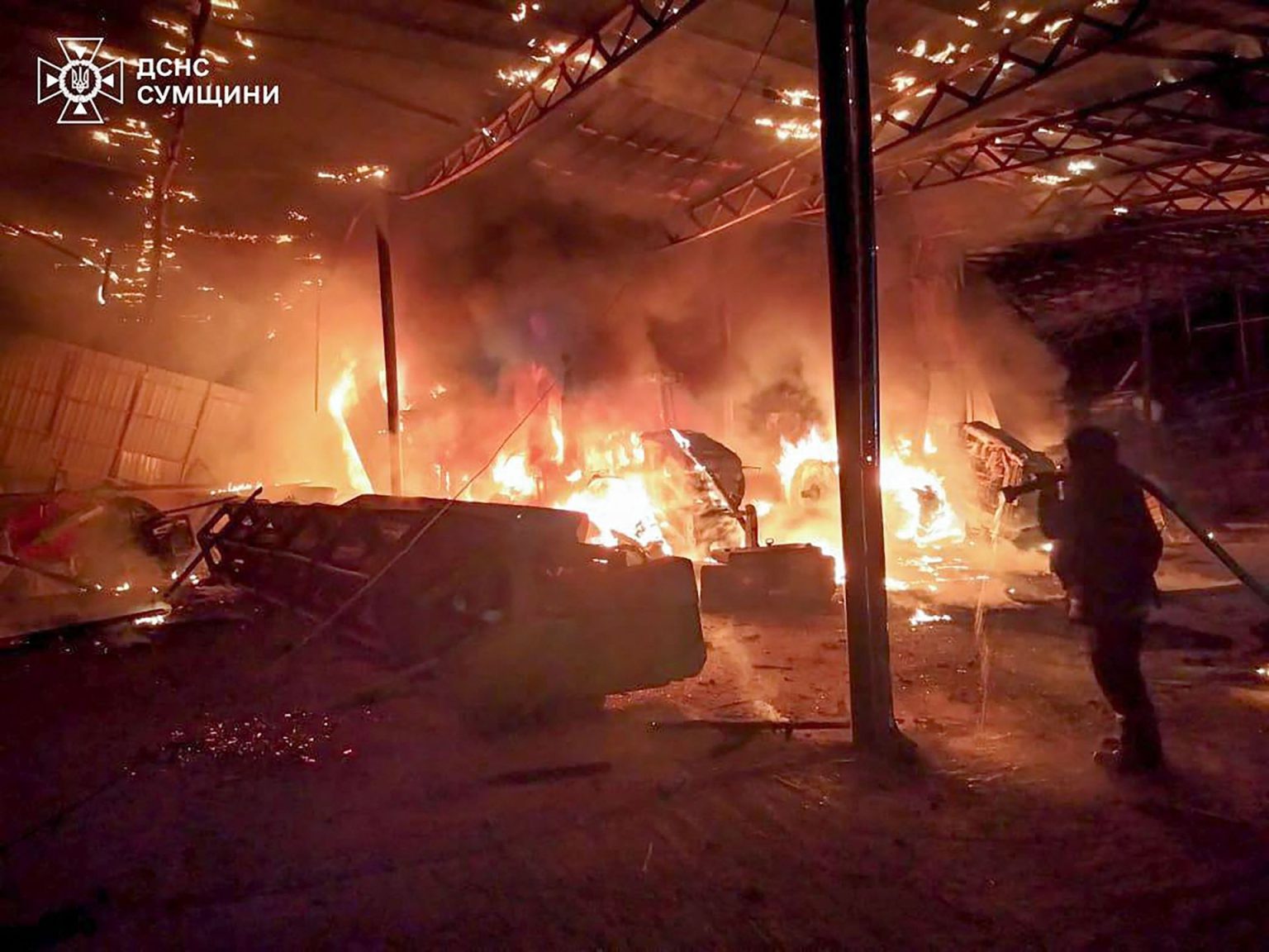 روسيا تكثف هجماتها على خاركيف وتتعهد برد حازم على هجمات أوكرانيا