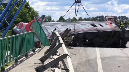 تصعيد متبادل بين روسيا وأوكرانيا عشية مفاوضات مرتقبة بتركيا