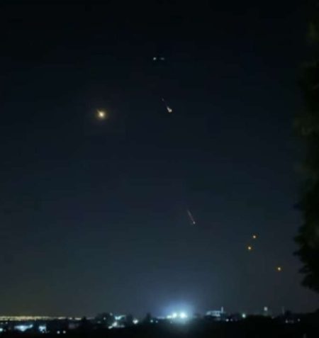 الحرس الثوري: الموجة الـ18 من الهجوم الإيراني تصيب أهدافًا حساسة داخل فلسطين المحتلة