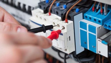 غرامات سرقة التيار تصل 20 ألف جنيه.. قرار جديد من «الكهرباء» لضبط العدادات