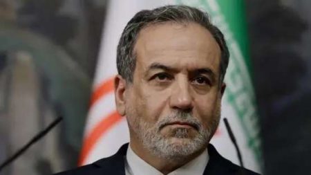 عراقجي يشيد بجاهزية الجيش الإيراني: مستعدون للدفاع عن بلادنا حتى آخر قطرة دم