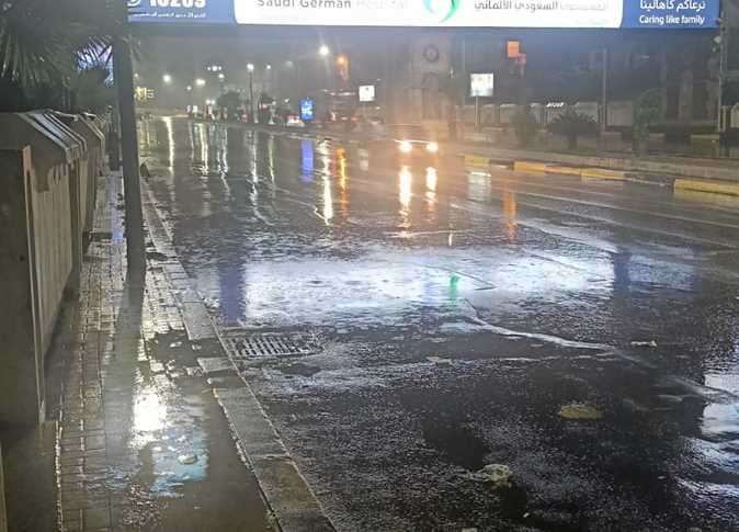 قائد فرقة الإنقاذ بالهلال الأحمر يروي تفاصيل ليلة العاصفة في الإسكندرية