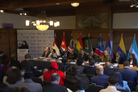 اجتماع “مجموعة لاهاي” بكولومبيا صرخة وسط الصمت عن جرائم إسرائيل