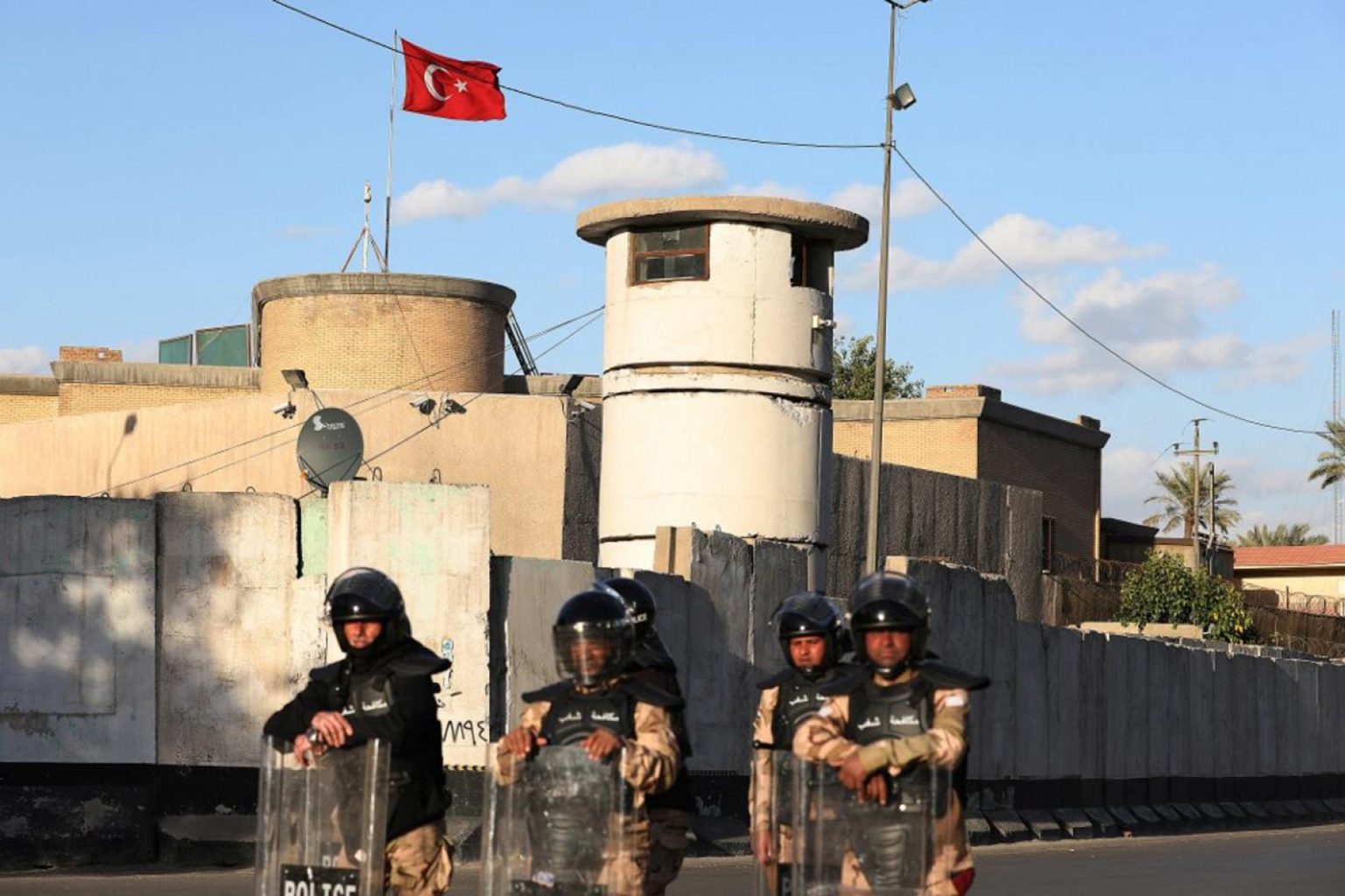 هل تنسحب تركيا من شمال العراق بعد تسليم العمال الكردستاني سلاحه؟