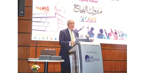 بالفيديو.. السفير المصري مهنئاً أوائل الثانوية: نشكر الكويت على ما تقدمه من رعاية لأبنائنا