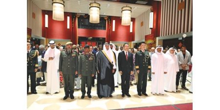 بالفيديو.. القائم بالأعمال الصيني يؤكد التزام بلاده بتعزيز التعاون مع الكويت لترسيخ السلم والتنمية في المنطقة والعالم