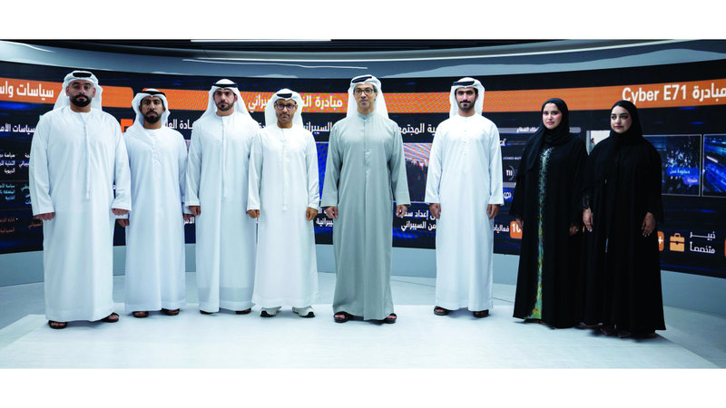 منصور بن زايد: الدولة تتبنى أفضل الممارسات العالمية لتحقيق بيئة رقمية آمنة