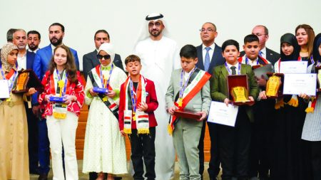 عائشة نزار ناظم بطلة لتحدي القراءة العربي في العراق