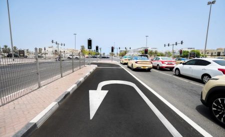 «طرق دبي» تطور التقاطعات السطحية على شارع الوصل مع شارع المنارة