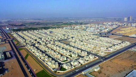 «الطاقة والبنية التحتية» تطلق مبادرة لدعم إسكان كبار المواطنين