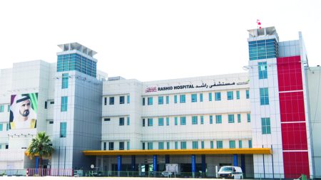 إجراءات عاجلة في مستشفى راشد تُنقذ مريضاً توقّف قلبه 25 مرة