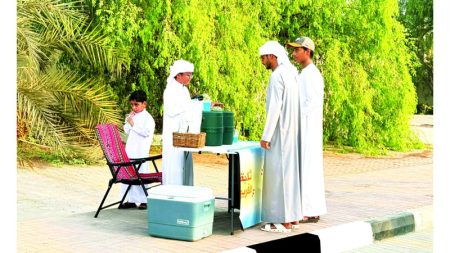 «أصغر تاجر في الحي» نهيان المطري.. قصة طموح ملهمة