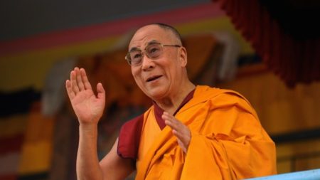 الصين: قضية خلافة الدالاي لاما “شوكة” في العلاقات مع الهند