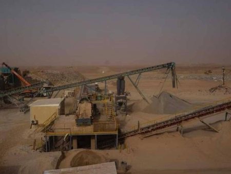 مصرع 11 عاملاً إثر انهيار منجم ذهب شرق السودان