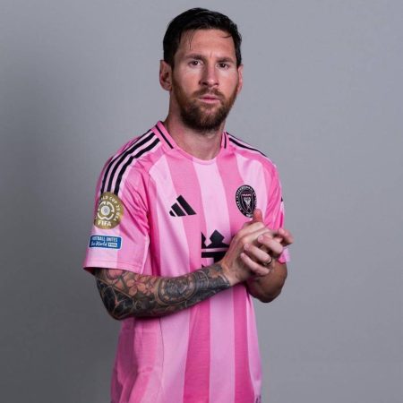 بعد توقف المفاوضات مع الأمريكان.. إستيبان إيدول: ميسي يقترب من الدوري السعودي