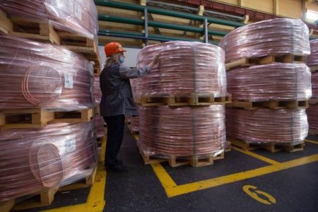 بعد عزم ترمب فرض 50 % رسوماً عليها.. قفزة تاريخية لأسعار النحاس