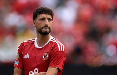 وسام أبو علي يصر على الرحيل.. والأهلي يعاقبه!