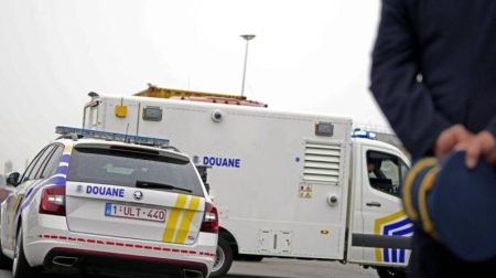 ضبط كوكايين داخل سيارة دبلوماسي قادم من تركيا