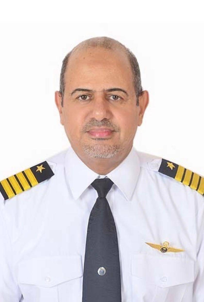 لماذا لا توجد كاميرات في قمرة قيادة الطائرات؟!.. الكابتن طيار البتال يجيب عبر «عكاظ»