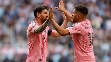 رسمياً.. رابطة الدوري الأمريكي تعلن إيقاف ميسي وألبا