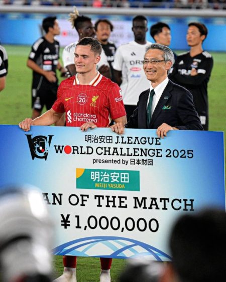 هدف بـ «مليون ين».. فيرتز يحصد أولى جوائزه مع ليفربول