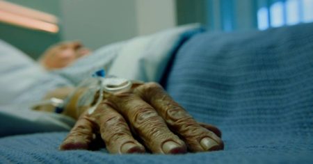 لماذا حظرت قرية إسبانية الموت؟