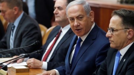 نتنياهو يترأس اجتماعا أمنيا ثلاثيا وواشنطن تؤكد أولوية صفقة التبادل