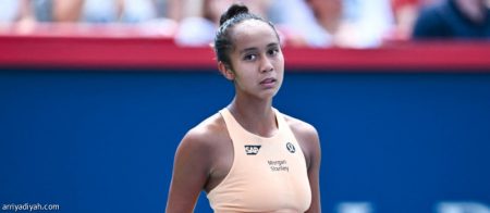 ليلى تودع مونتريال.. وميرا وإيما إلى الدور الثالث