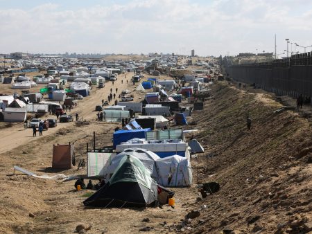 مدينة نتنياهو “الإنسانية” في رفح.. عرقلة تفاوضية وبوابة تهجير قسري