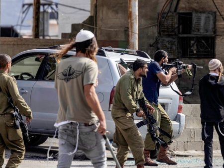 المستوطنون يكثّفون انتهاكاتهم بالضفة وشهيد ثانٍ في رام الله