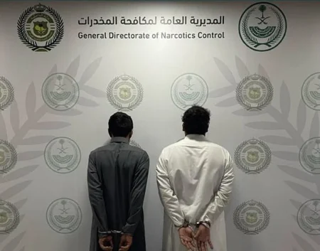 ضبط شخصين بمنطقة جازان لترويجهما 72.715 قرصًا مخدرًا و70 كيلوجرامًا من الحشيش