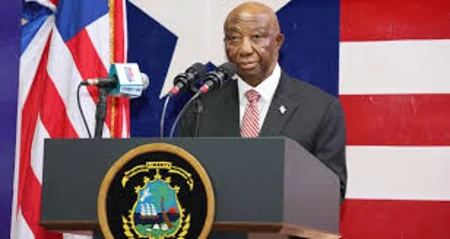 رئيس ليبيريا يعتذر لمواطنيه.. تعرف إلى السبب