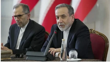 إيران تمهّد لعودة «مشروطة» إلى المفاوضات النووية مع الولايات المتحدة