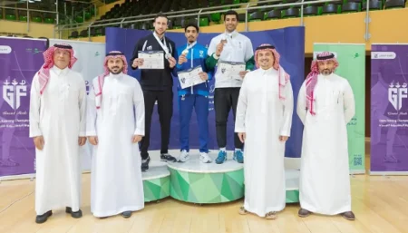 الأمير فهد بن جلوي يتوج أبطال البطولة المفتوحة للمبارزة
