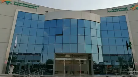 بدء تطبيق زيادة نسب التوطين لمهن الصيدلة وطب الأسنان.. غداً