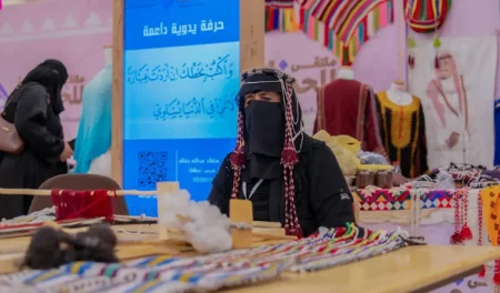 "تقني الباحة" يطلق اليوم الأسبوع الثالث من ملتقى الحرفيين 2025