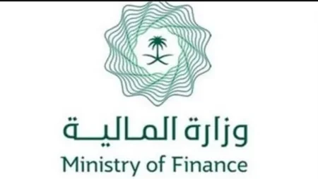 «المالية»: 301 مليار ريال إيرادات الربع الثاني من 2025.. والعجز يسجل 34 مليارًا