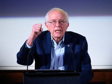 ساندرز: الكونغرس يفرش السجادة الحمراء لنتنياهو المتهم بجرائم حرب