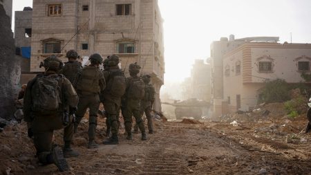 مسؤول أمني إسرائيلي سابق: جيشنا عاجز عن النصر في غزة