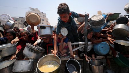 صحف عالمية: فشل إستراتيجية إسرائيل بغزة وإنكار دنيء للمجاعة