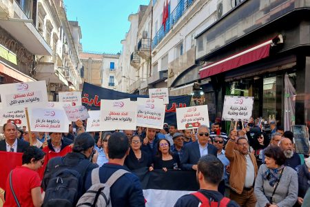 لماذا تنقسم المعارضة التونسية بعد 4 سنوات من التدابير الاستثنائية؟