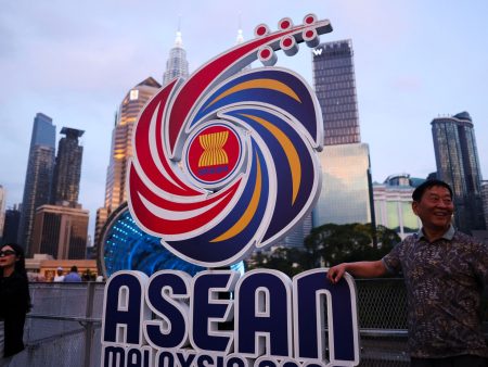 ماليزيا تدعو “آسيان” للتمسك باتفاقية منع انتشار السلاح النووي