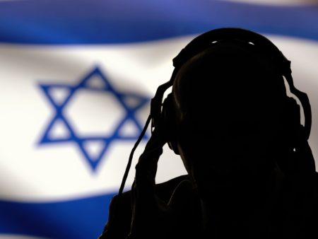 كيف خططت حماس لاختراق الوحدة 8200 الإسرائيلية بطاقم تنظيف؟