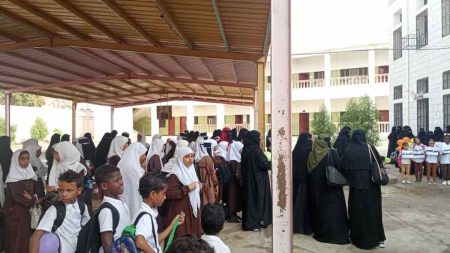 عام دراسي مثقل بالأزمات في اليمن