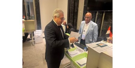 السفير المصري لــ ” الأنباء “: الجالية المصرية في طليعة المصريين في الخارج في المشاركة الانتخابية